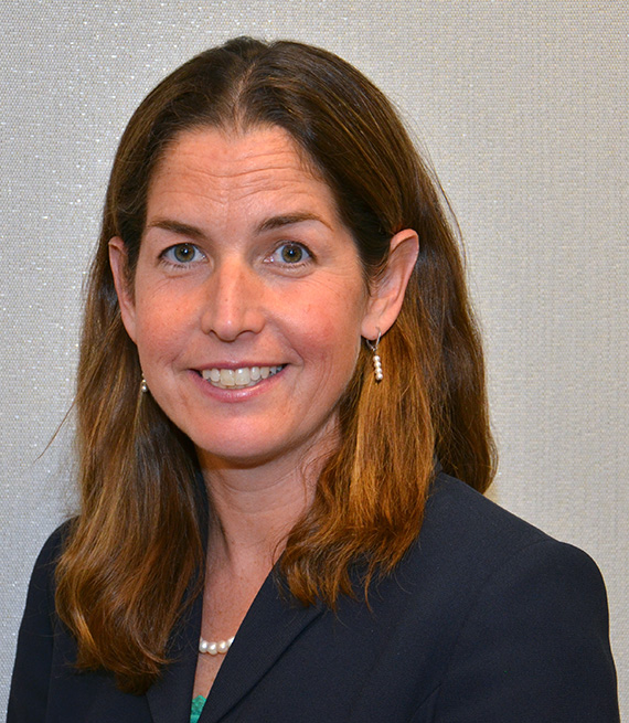 Lisa Schifferle headshot